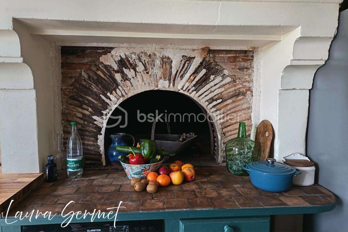 Maison à VICQ-SUR-NAHON