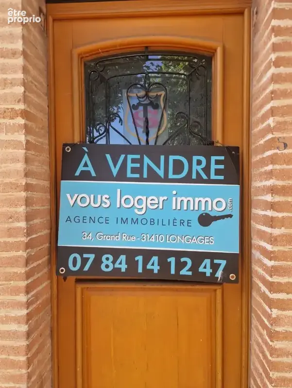 RIEUMES Centre immeuble de 180 m² - photo 13