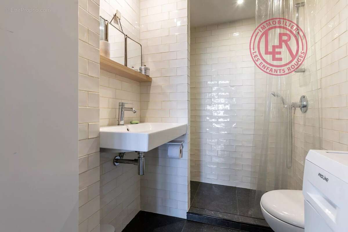 Appartement à PARIS-19E