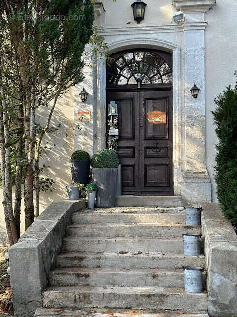 Maison à OYE-ET-PALLET