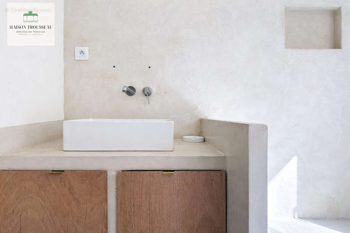 Appartement à PARIS-19E