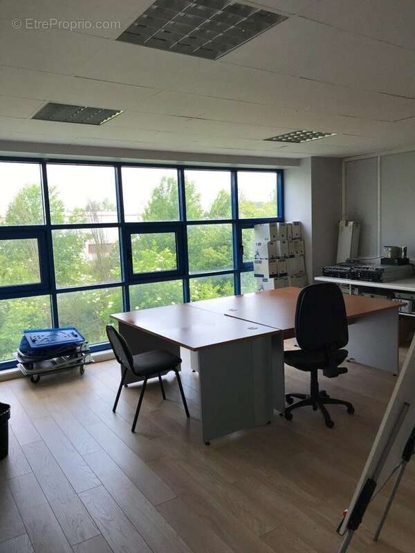 Commerce à SARS-ET-ROSIERES