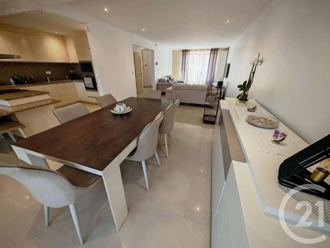 Maison à LA FRETTE-SUR-SEINE