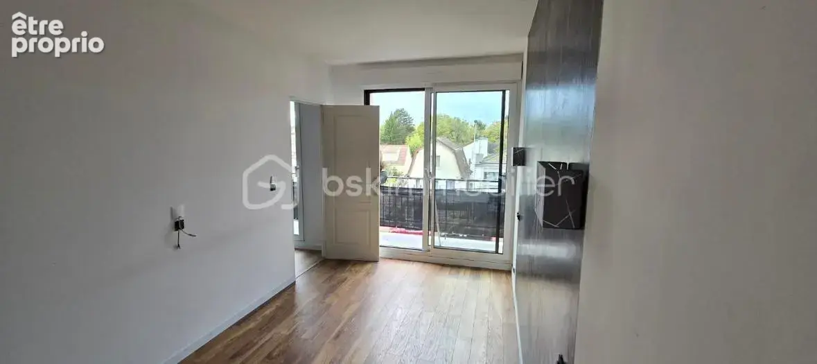 Appartement lumineux avec balcon + place de parking et cave - photo 7