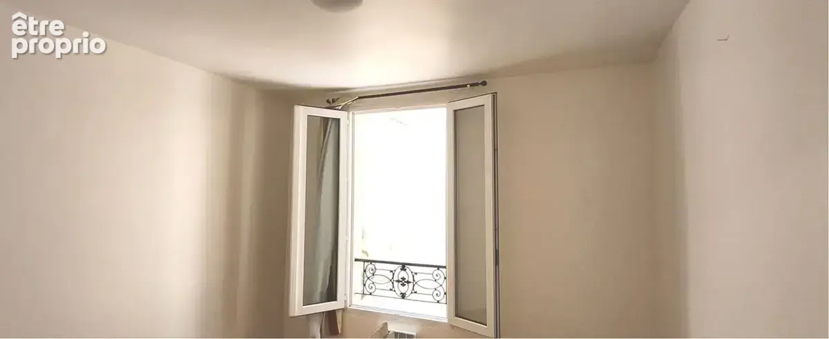 Appartement 2 pièces 25 m² à vendre à Paris-18e (75018) - photo 2