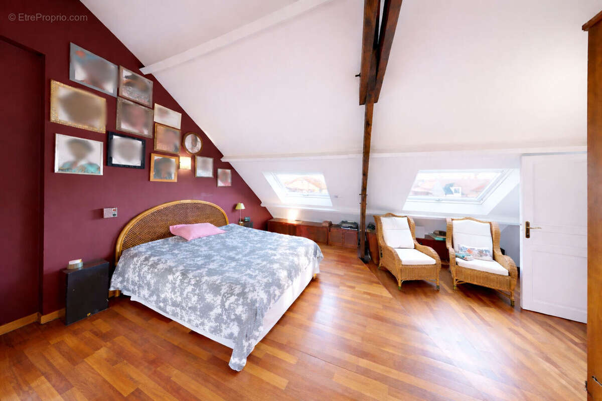 Maison familiale atypique avec piscine intérieure et espace bien-être - Torcy - photo 13