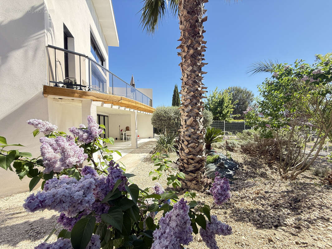 Maison à CLARENSAC