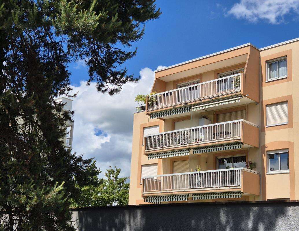 Appartement à CALUIRE-ET-CUIRE