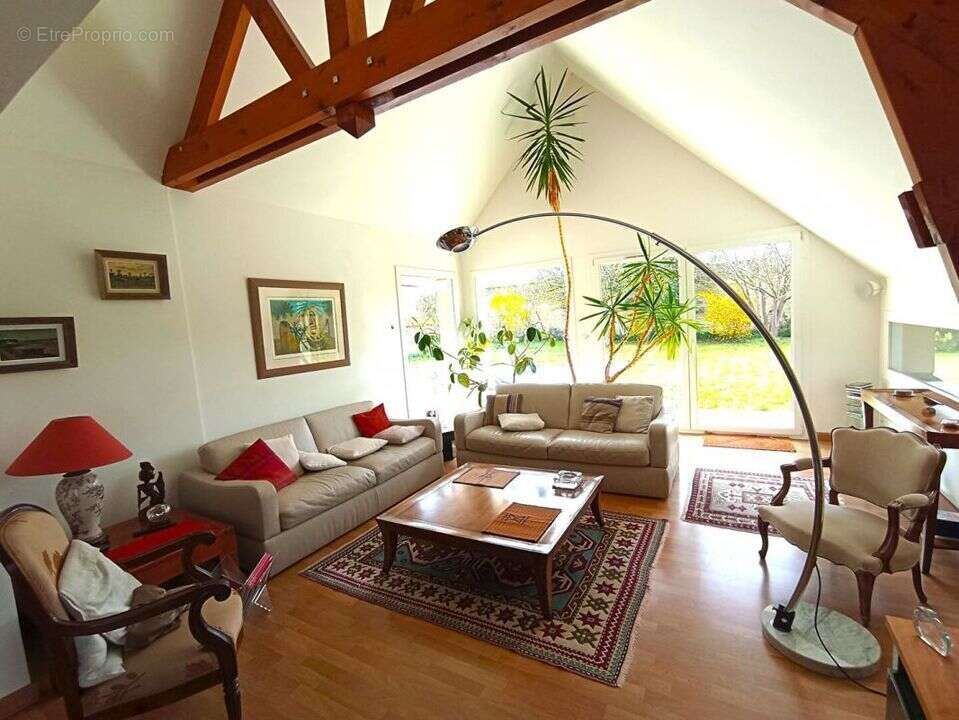 Maison à BIEVILLE-BEUVILLE