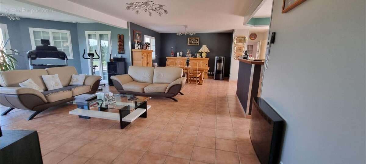 Maison 158 m² à Marbeuf  - photo 7