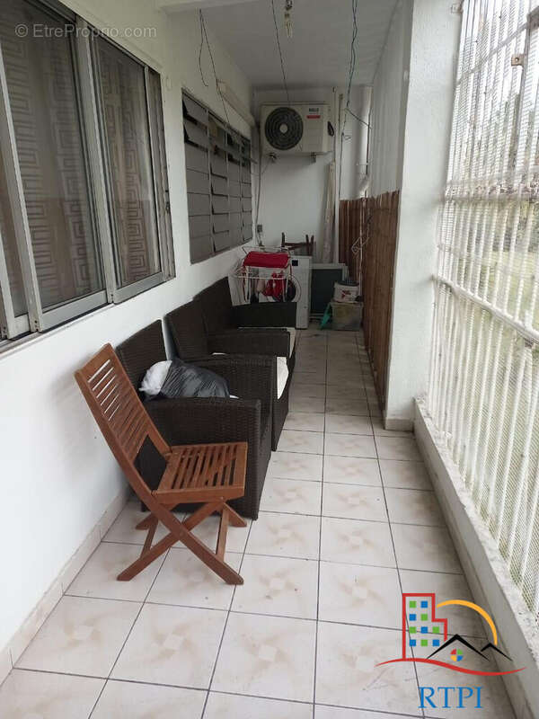Appartement 65 m² à Les Abymes  - photo 6