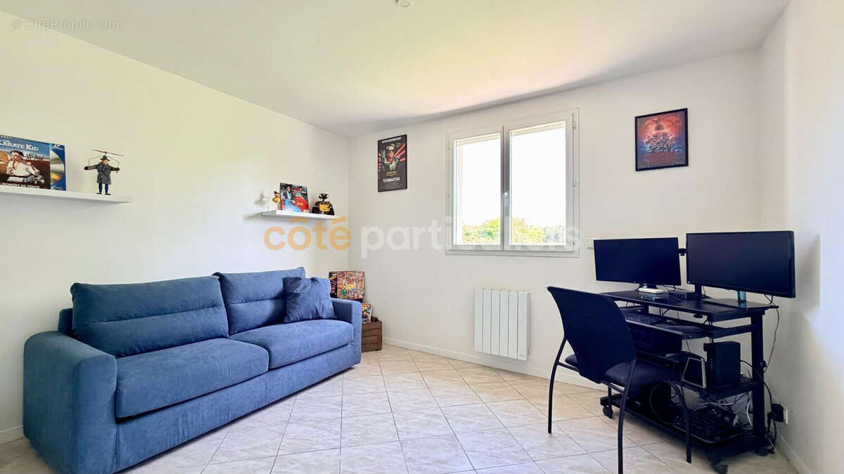 Maison à NEGREPELISSE