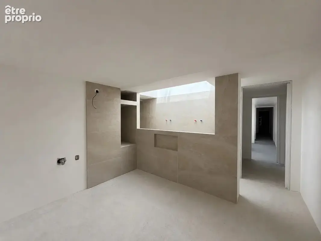 Local Commercial - photo 4