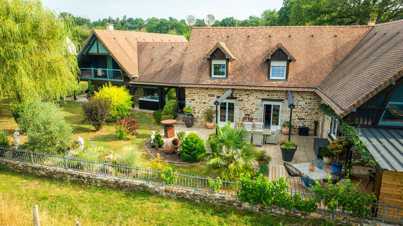 Maison à CHAMPSECRET
