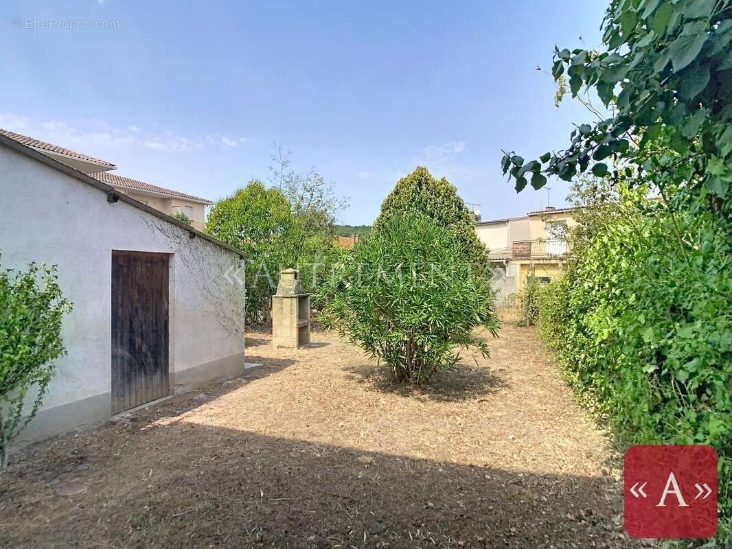 Maison centre bourg - photo 4