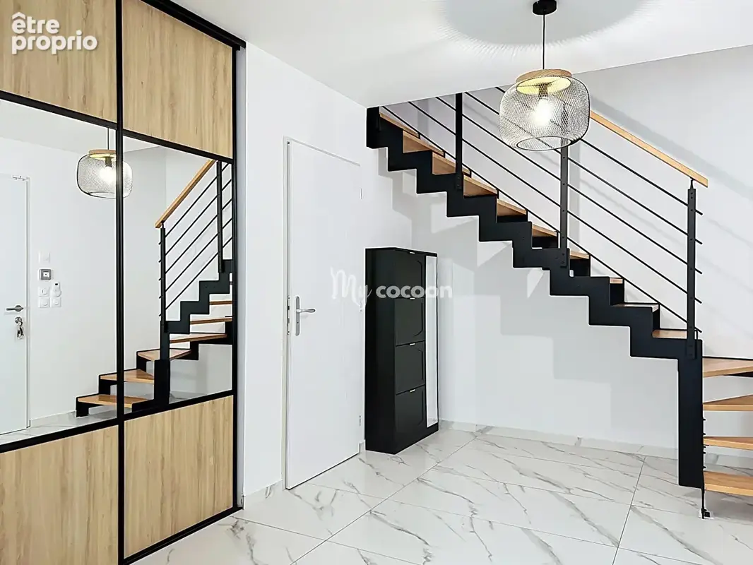 Maison - T5 -130 m2 - photo 6