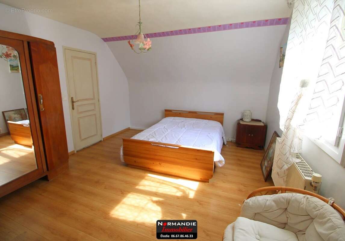 Maison à PETIT-COURONNE