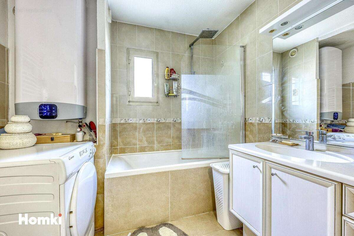 Appartement à SAINT-MANDRIER-SUR-MER