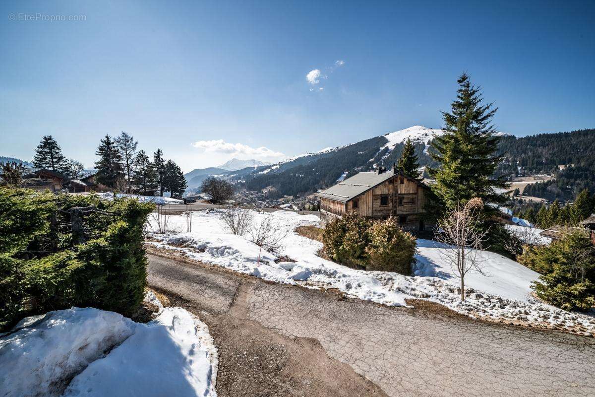 Un chalet alpin magnifiquement aménagé offrant une vue panoramique, idéalement situé à Chavannes - photo 22
