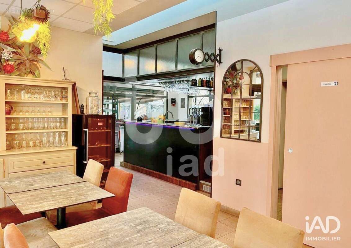 Photo 3 - Commerce à LE CANNET-DES-MAURES