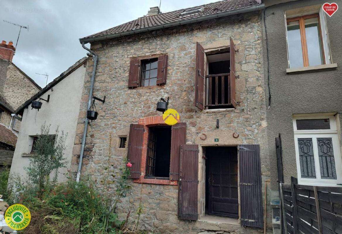 Maison à DUN-LE-PALESTEL