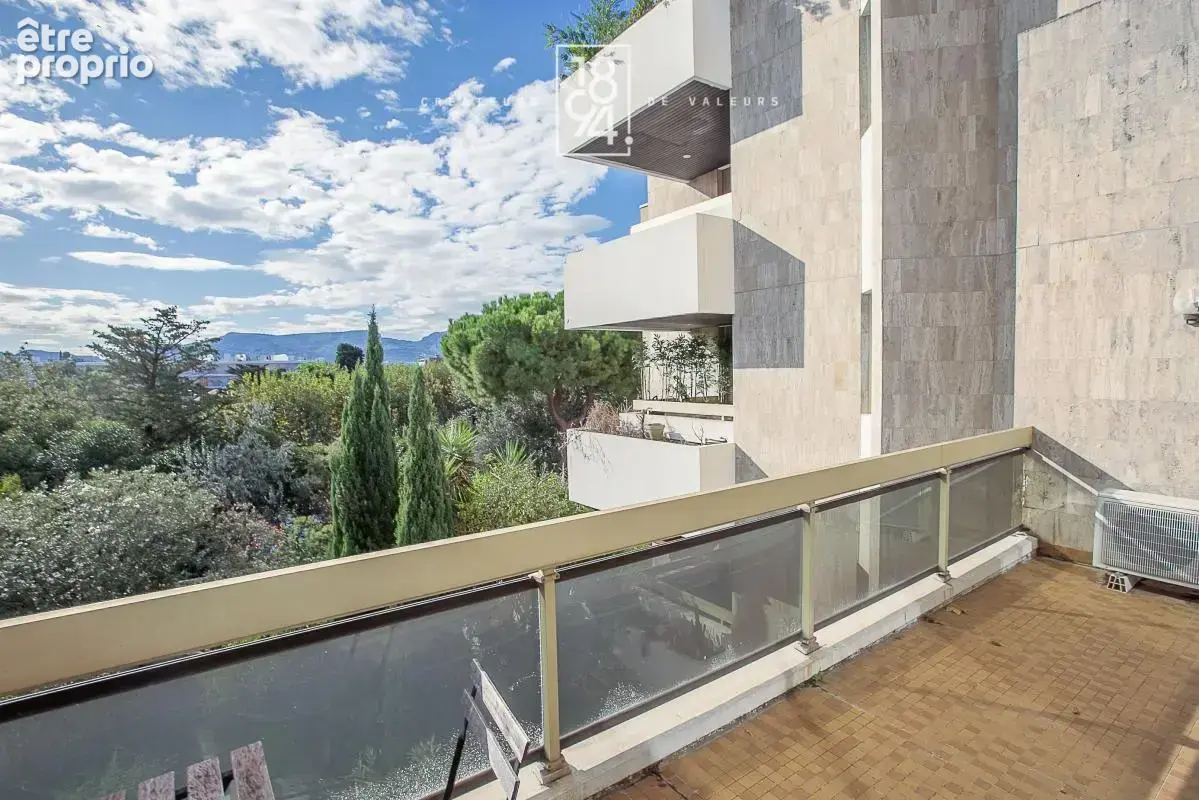 À Vendre I Marseille 8ème CARRE D'OR I Appartement I T4 I terrasse I cave I GARAGE - photo 14