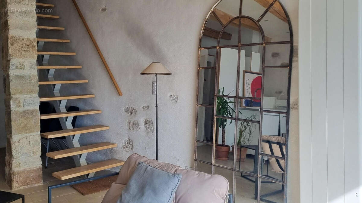 20251001114438 - Maison à ALAIGNE