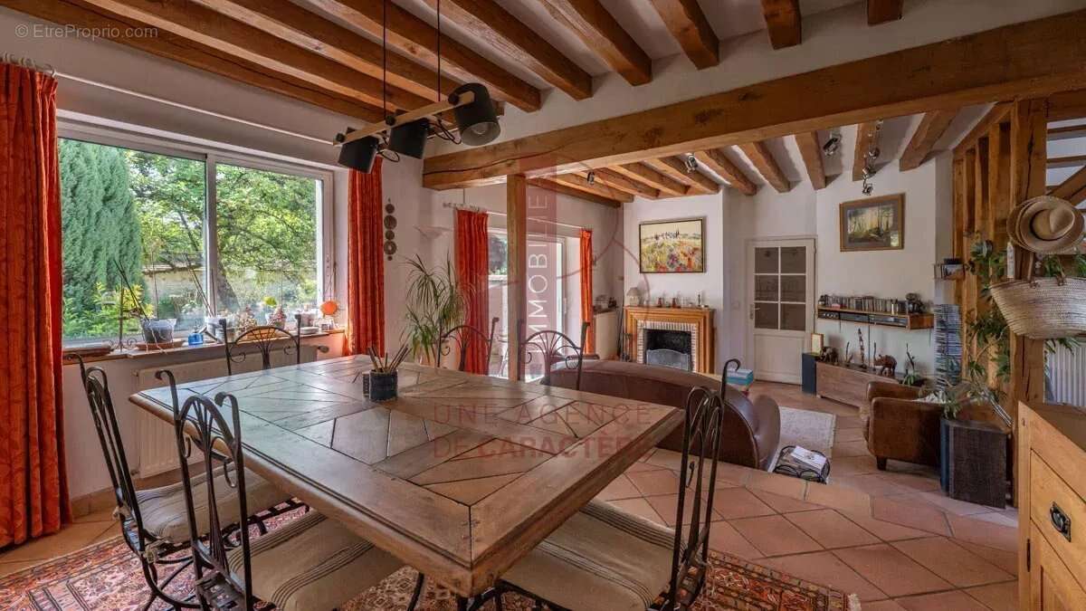 Maison à BOURRON-MARLOTTE