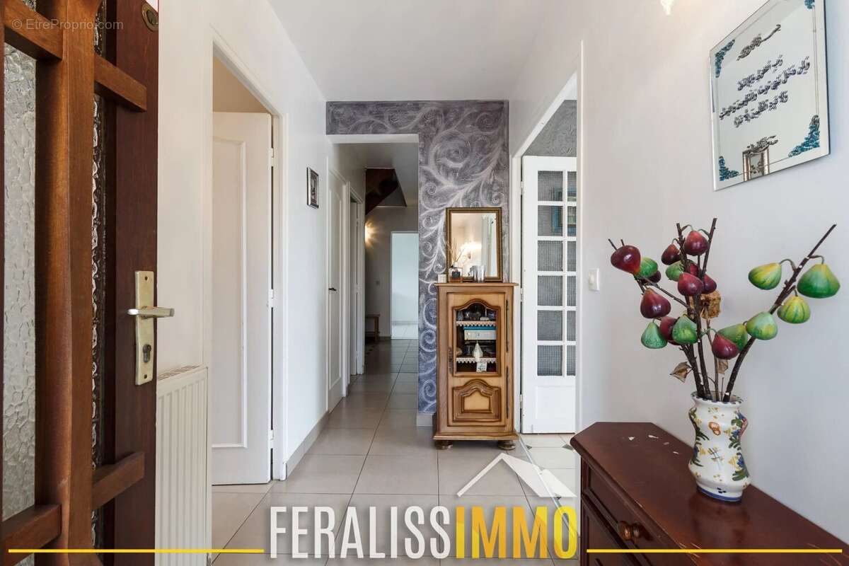 Maison à COURDIMANCHE