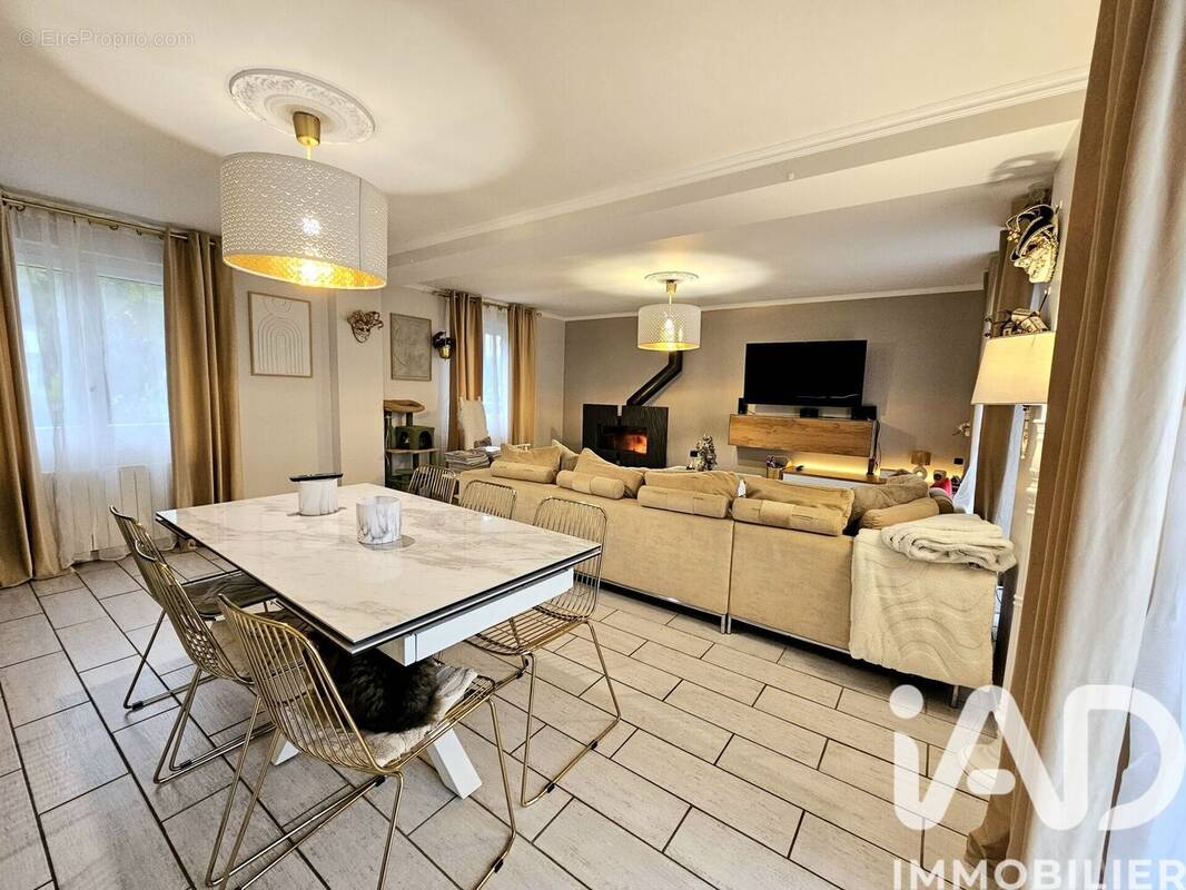 Photo 1 - Maison à MORET-SUR-LOING