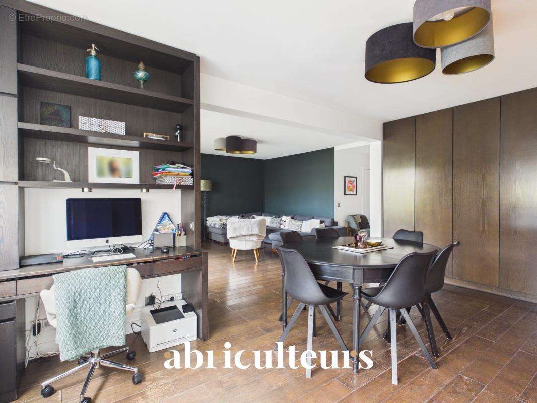 Appartement à PARIS-12E