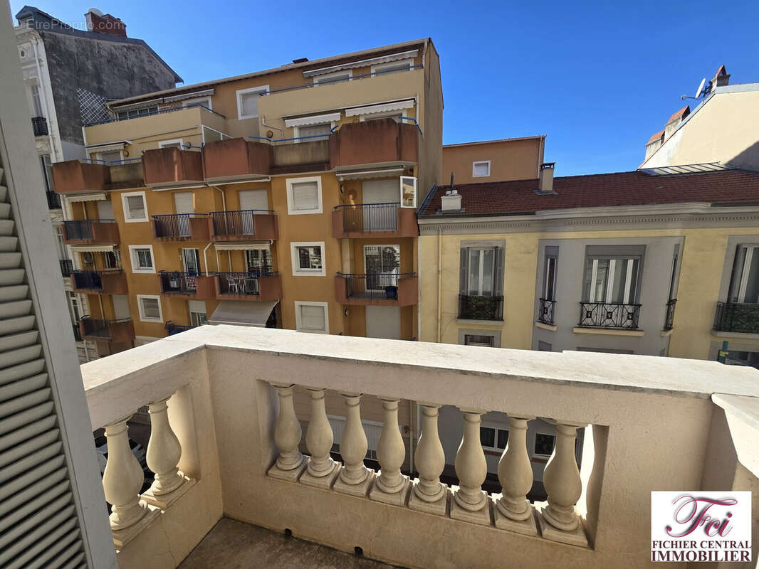 Appartement à MENTON