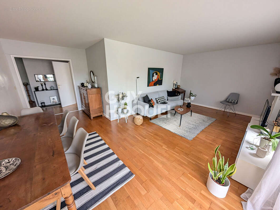 Appartement à BAILLY