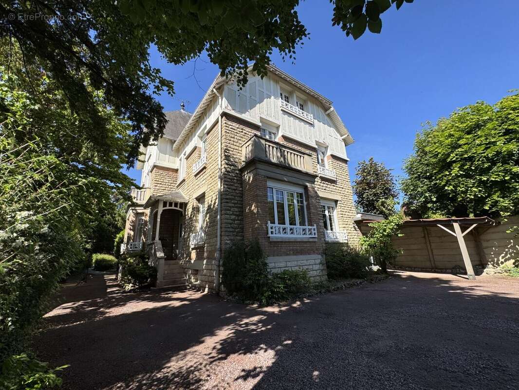 Maison à TROYES
