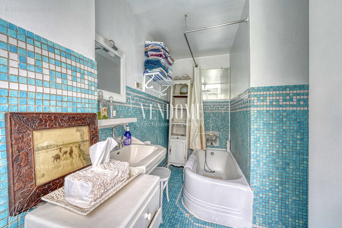 Maison à PARIS-18E