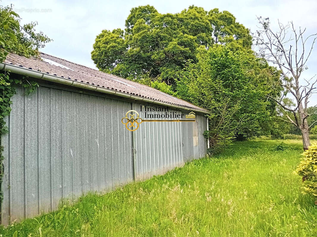 Maison à PLOUEGAT-GUERAND