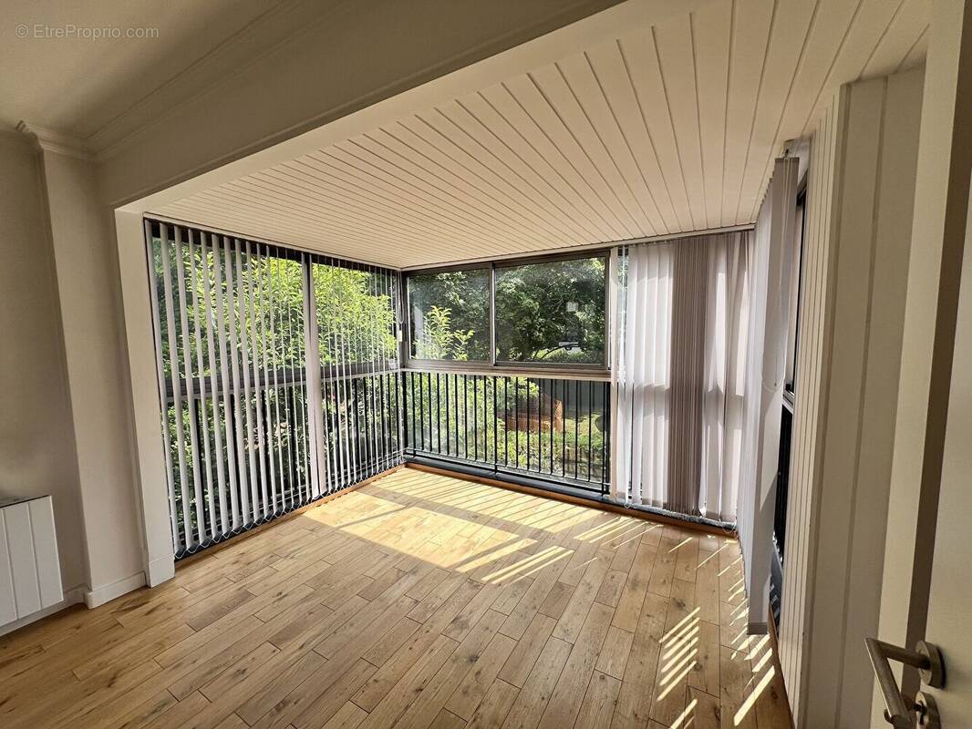 Appartement à LE CHESNAY