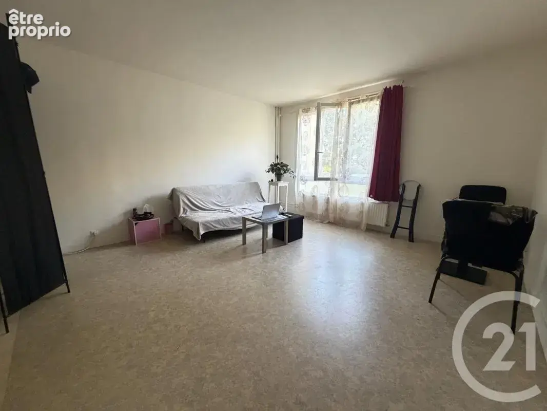 Appartement 1 pièce 30 m² à vendre à Beauvais (60000) - photo 2