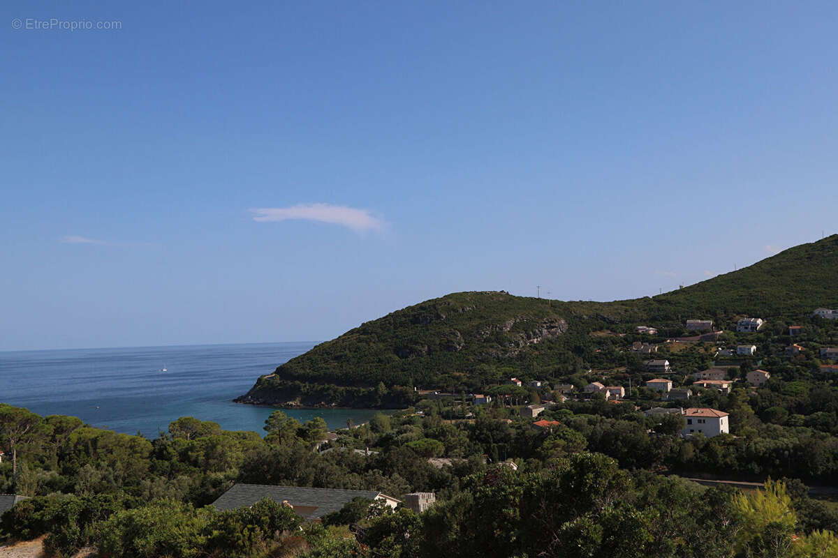Terrain à SISCO