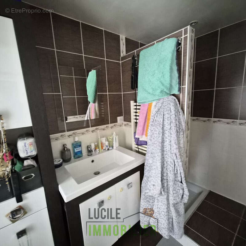Maison de<br>3chambres 117m² 7 - Maison à CAMBRONNE-LES-CLERMONT