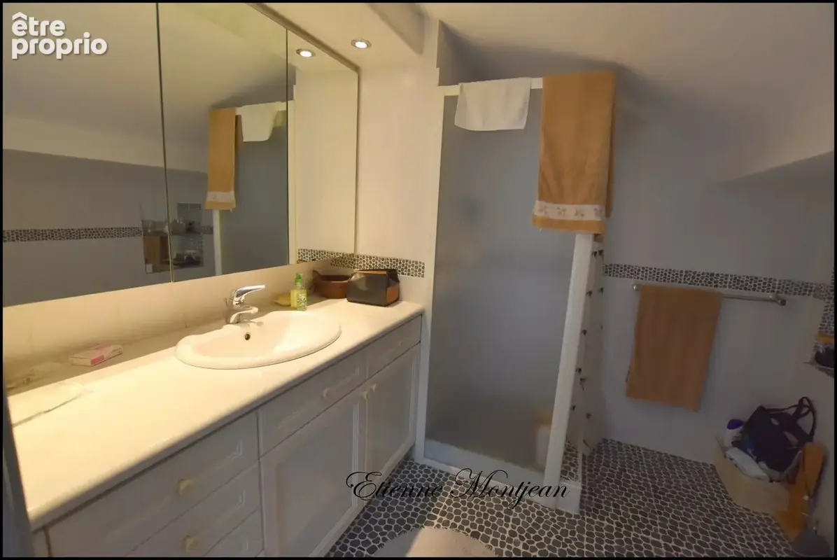 Maison 256 m² à Espere  - photo 8