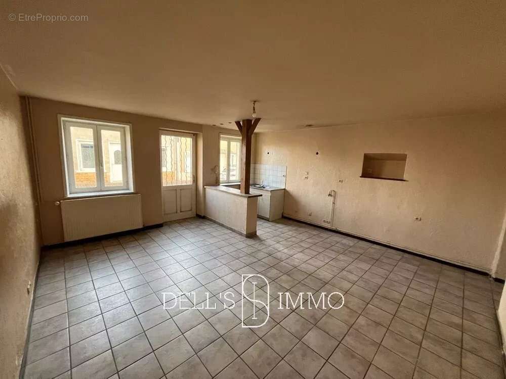 Appartement à MONTMERLE-SUR-SAONE