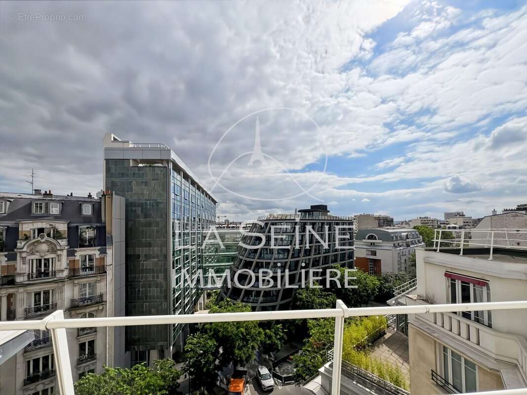 Commerce à PARIS-15E