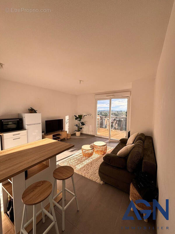 Appartement à JUVIGNAC