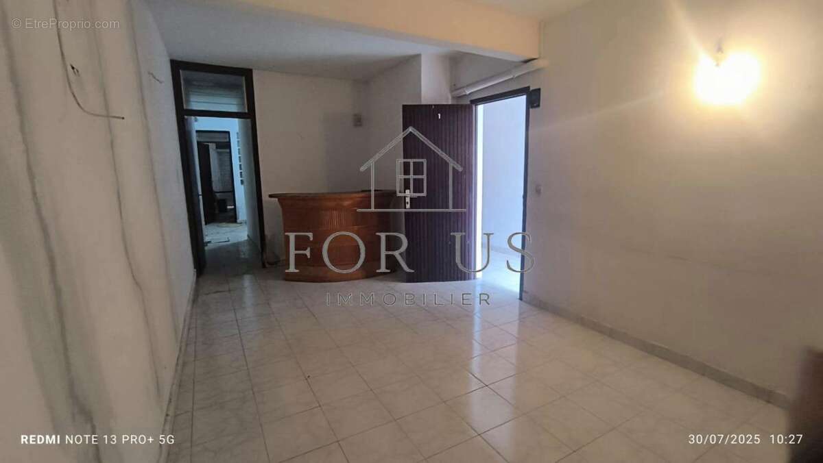 Commerce à SAINT-LOUIS