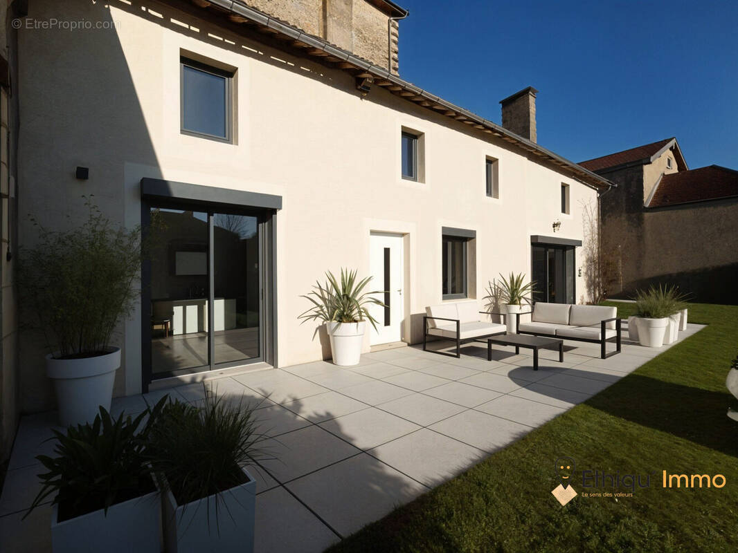 Maison à COLOMBEY-LES-DEUX-EGLISES