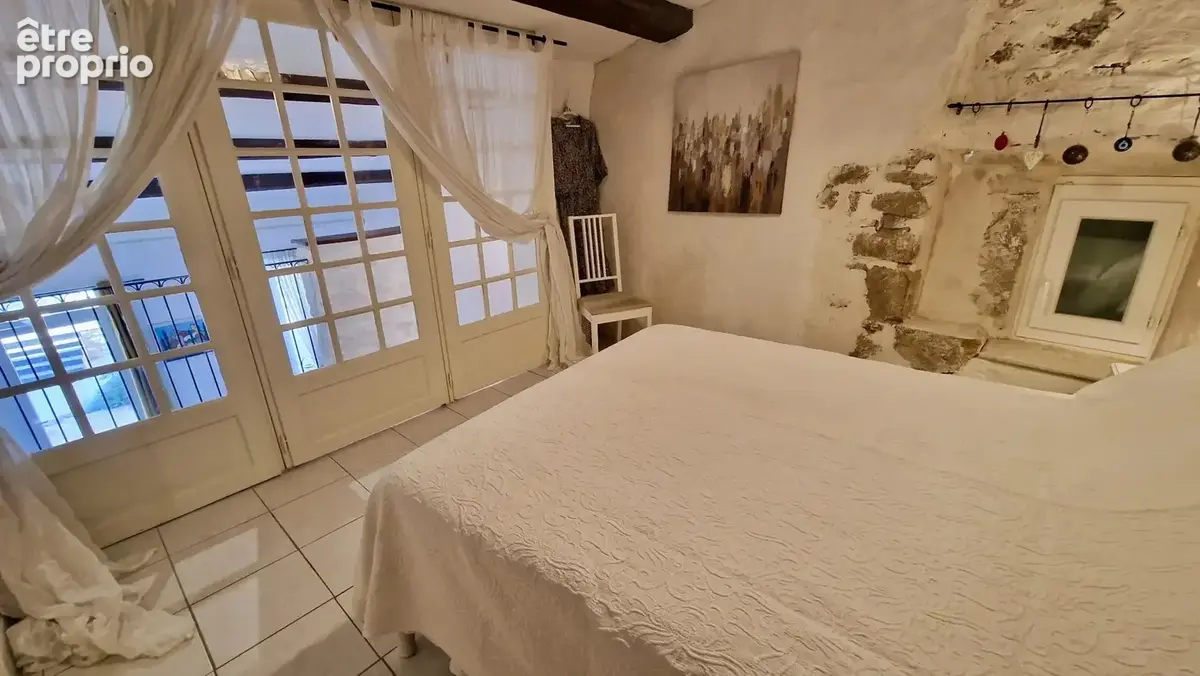 Magnifique Maison de Village en Pierre avec Deux Chambres et une Vue Imprenable - photo 23