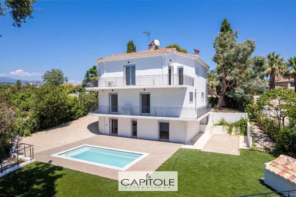 Maison à ANTIBES