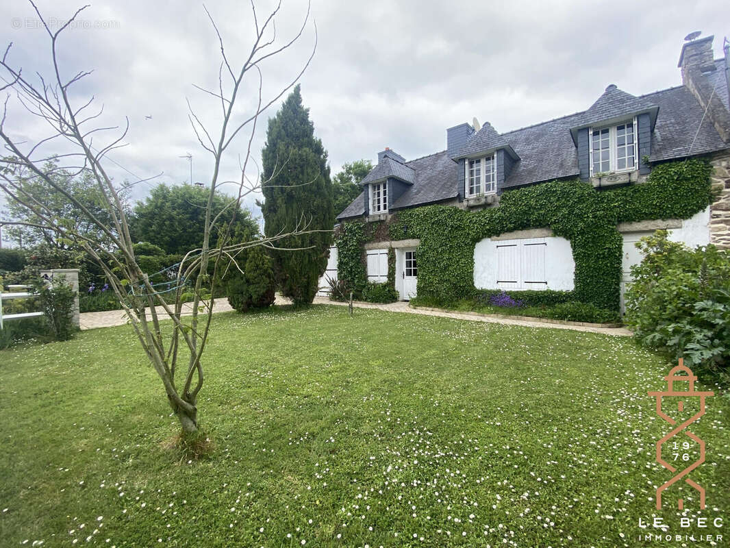 Maison à LE TOUR-DU-PARC