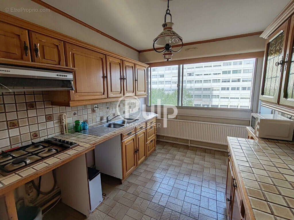 Bel appartement traversant - Cœur de Ville & Port - photo 2